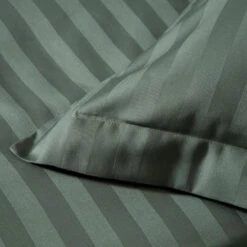 Damai Dekbedovertrek Katoen-satijn - 260x260/220cm - Groen Gestreept 8 Damai Dekbedovertrek Katoen-satijn - 260x260/220cm - Groen Gestreept -Winkel Voor Premium Beddengoed 1000030671 0102