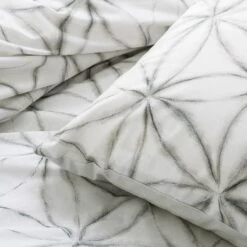 Cinderella Isolde - Dekbedovertrek - Katoen - 240x200/220 Cm - Off White 8 Cinderella Isolde - Dekbedovertrek - Katoen - 240x200/220 Cm - Off White -Winkel Voor Premium Beddengoed 1000055074 0102