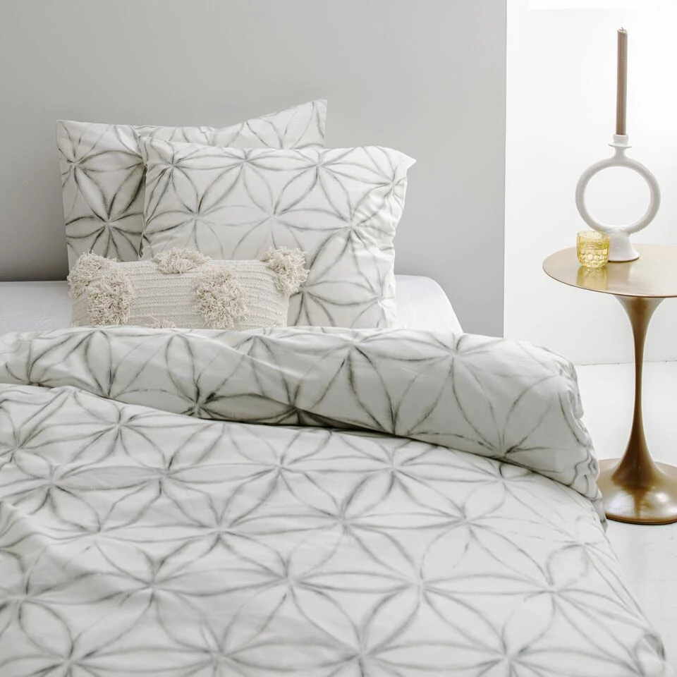 Cinderella Isolde - Dekbedovertrek - Katoen - 140x200/220 Cm - Off White 4 Cinderella Isolde - Dekbedovertrek - Katoen - 140x200/220 Cm - Off White - Afbeelding 2