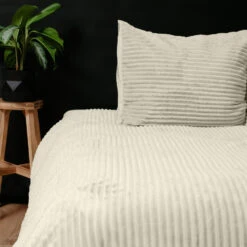 Dekbedovertrek Teddy Rib 140x220 – Fluweelzacht & Knus Design - Beige 15 Dekbedovertrek Teddy Rib 140x220 – Fluweelzacht & Knus Design - Beige -Winkel Voor Premium Beddengoed 8b23a8eaf98549838f10c8007f5d9b8d