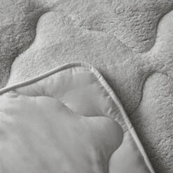 Teddy Dekbed En Overtrek In 1 – Superzacht & Wasbaar – Grijs 13 Teddy Dekbed En Overtrek In 1 – Superzacht & Wasbaar – Grijs -Winkel Voor Premium Beddengoed 9bf8dbc2e3ae4cf48ad65776918698fc