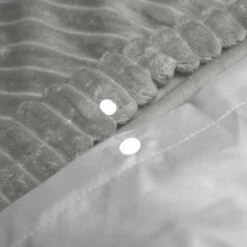 Dekbedovertrek Teddy Rib 140x220 – Fluweelzacht & Knus Design - Grijs 14 Dekbedovertrek Teddy Rib 140x220 – Fluweelzacht & Knus Design - Grijs -Winkel Voor Premium Beddengoed def2279f20f944baacb74566008f07b1