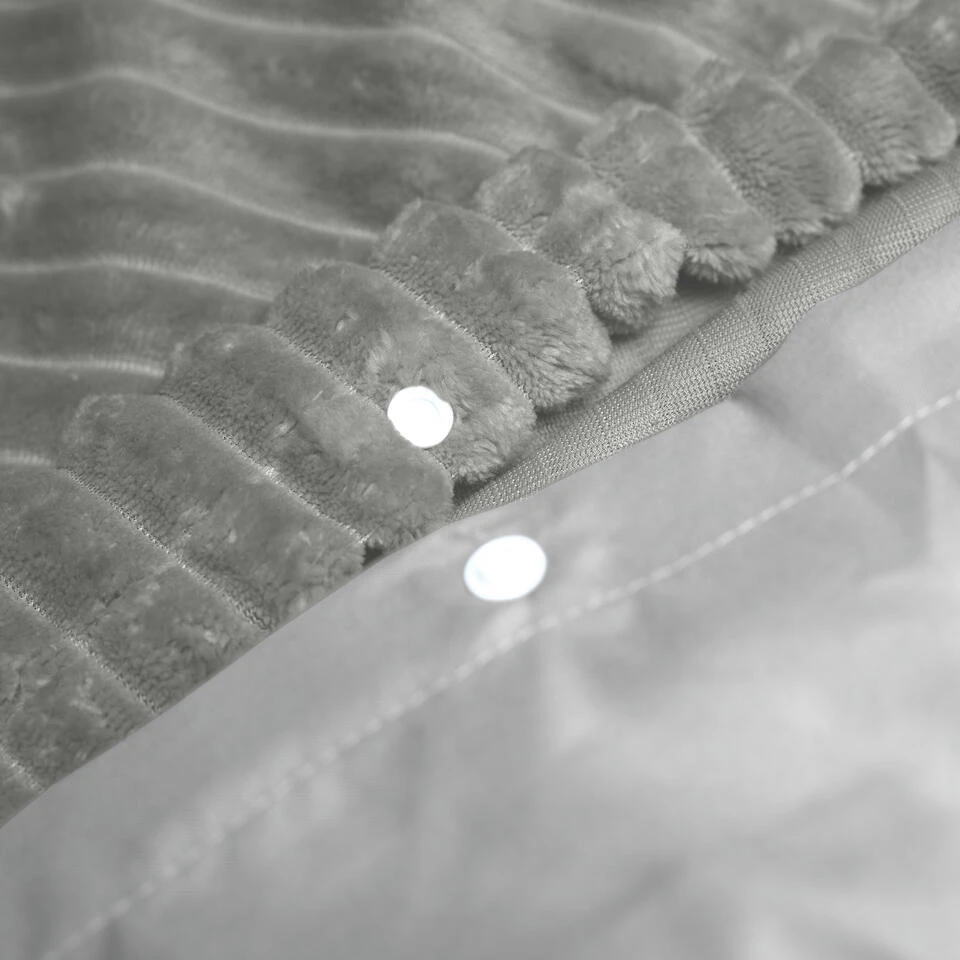 Dekbedovertrek Teddy Rib 140x220 – Fluweelzacht & Knus Design - Grijs 6 Dekbedovertrek Teddy Rib 140x220 – Fluweelzacht & Knus Design - Grijs - Afbeelding 4