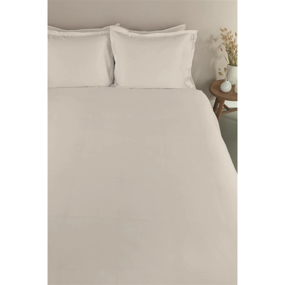 Ambiante Satin Uni Dekbedovertrek - 240x200/220 - Wit 4 Ambiante Satin Uni Dekbedovertrek - 240x200/220 - Wit - Afbeelding 2